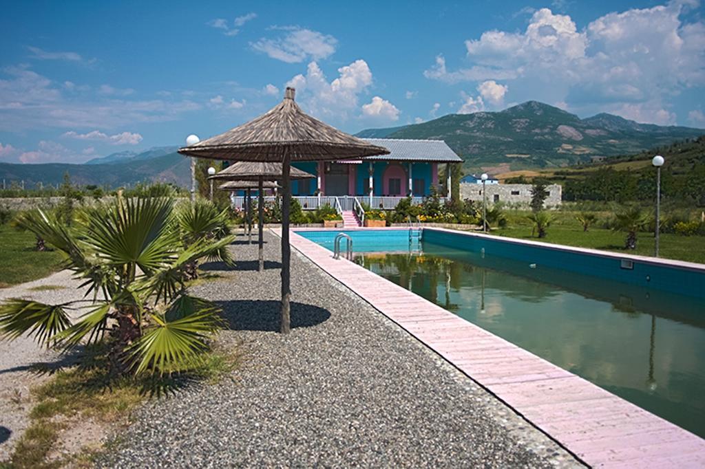 Kriva Resort Эльбасан Экстерьер фото